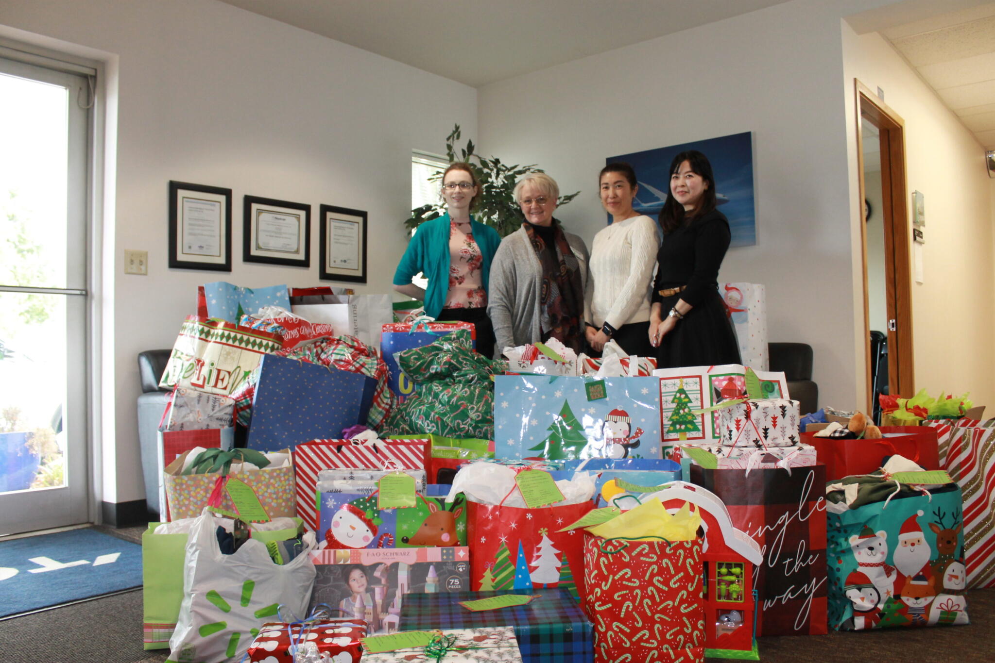 Giving Tree Campaign tops off Successful Holiday Season at Tacoma Plant ...